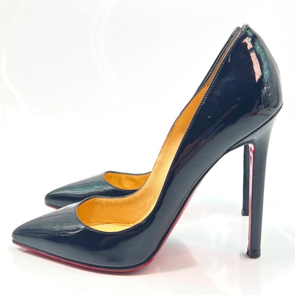 Elegant Black Stiletto Heels